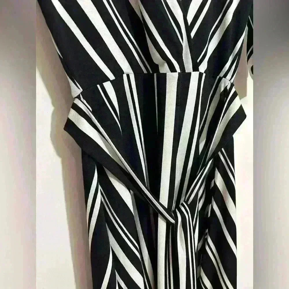 H&M Dress Striped Deep V Belted Stretch Women's Black White Long Sleeve Size XS - Picture 3 of 7